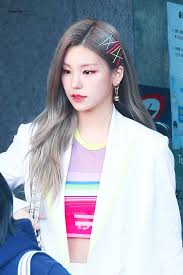 Flying In Sky On Twitter Itzy Girl Kpop Girls