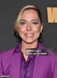 58 Lisa Sian Stock Photos, High-Res Pictures, and Images