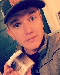 Taylor Selby's Instagram, Twitter & Facebook