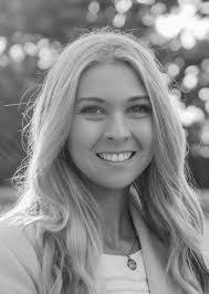 Shanna Corbett's Instagram, Twitter & Facebook