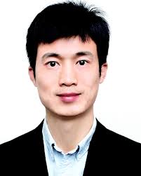 Interplay between nanomedicine and protein corona