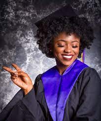 5 Ways To Slay Your Cap Gown Voice Of Hair Graduation Hairstyles With Cap Graduation Hairstyles Cap And Gown Pictures