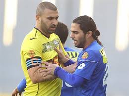 אסולין החל את דרכו במחלקת הנוער של קבוצת מכבי הרצליה ובעונת 1997/1998 עלה לקבוצה הבוגרת של המועדון, במדיה שיחק חמש שנים. ××¡×××× ×× ×©××× ×'×¨××©×ª× ×ª×'××¢ ×¢× ×¦× ××¢×¦×¨ ××'×'××¢ ×¡×¤××¨× 5