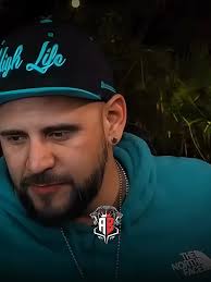 Henry Parada (@tufilosofiaylamia)