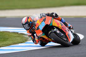 Jun 12, 2021 · jorge martín debuta esta temporada en la categoría reina del mundial de motogp, y su arranque de temporada no pudo se más espectacular.el español consiguió la pole position y su primer podio (3º) en la segunda parada del calendario, el gran premio de doha, una carrera que el madrileño lideró fantásticamente desde la primera vuelta hasta la 18, fue segundo de la 19 a la 21 y acabó. Jorge Martin Doesn T Demand The Title Himself Before Rising To Motogp Some Have Done Less Than Me And Have Gone Up Motorcycle Sports