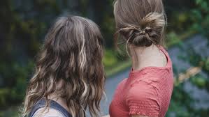 Stylist robert steinken has handled the famous hair of such celebrities as beyoncé, angelina jolie, and sandra bullock, and now he's going to show you how to handle your's. Best Ways To Prevent Hair From Getting Frizzy In Humidity Accuweather