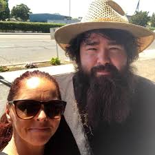 DIY TINKER BELL PUMPKIN.....this is such a fun idea & looks so easy to  make!  http://www.amazinginteriordesign.com/diy-tinkerbell-dust-pumpkin-for-the-win/