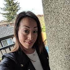 Deanna Tonn's Instagram, Twitter & Facebook