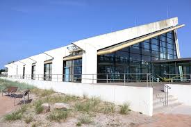 Alle banken in fehmarn ᐅ mit geldautomaten, adressen und öffnungszeiten z.b. Die Krone Der Insel Fehmarn Deutschland The Link Stadt Land Architektur