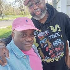 Robbie Dewitt's Instagram, Twitter & Facebook