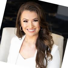 Wow! 2024 was a whirlwind with much change professionally and personally. I  switched from the insurance industry to energy, and brought home my first  fur baby, Baxter! 🐾 I am grateful for