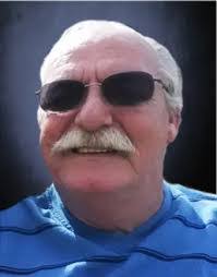 Glenn Dillon's Instagram, Twitter & Facebook