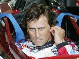 Alex zanardi is afgelopen vrijdag per helikopter afgevoerd naar het ziekenhuis nadat hij betrokken raakte bij een ernstig de arts die alex zanardi vrijdagavond heeft geopereerd, heeft nieuwe informatie vrijgegeven over de italiaanse sportman. Alex Zanardi Returning To Intensive Care In Milan Racing News Times Of India
