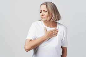 Menopauza, cunoscută ca perioada critică, reprezintă acea perioadă din viața unei femei atunci când ciclurile menstruale se opresc și nu mai poate avea copii. Totul Despre Menopauza Cauze Simptome Tratament