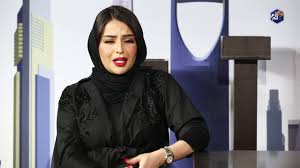 فجرت الفاشينيستا السعودية بدور البراهيم، غضباً واسعا بعدما دعت من داخل أحد المطاعم الفتيات لاحتساء مشروب البيرة. Ù…Ø¹ Ø§Ù„ØªÙˆÙ… Ø¨Ø¯ÙˆØ± Ø§Ù„Ø¨Ø±Ø§Ù‡ÙŠÙ… Ø§Ù„Ø­Ù„Ù‚Ø© ÙƒØ§Ù…Ù„Ø© Youtube