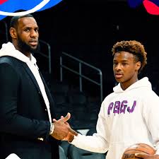 Dad, husband, basketball player, actor, philanthropist, media executive, restaurateur, investor. Lebron James Is The Aau Father Every Kid Would Be Lucky To Have Sbnation Com