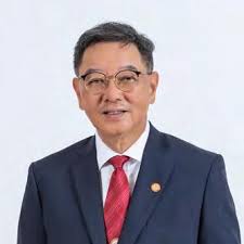 Annual Report 2021 by Chinese Swimming Club