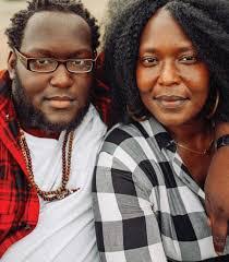 Kathryn Nardini's Instagram, Twitter & Facebook