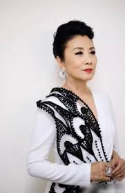 This is a list of members of the 11th national people's congress. 6park Com 82å²çŸ¥åå¥³æ˜ŸåŽ»ä¸– éœè‹±ä¸œæ›¾èŠ±é‡é‡'è¿½å¥¹ å´ç–'è¢«æ±ªæ˜Žèƒæ'è¶³å©šå§»