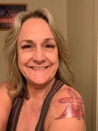 Hi everyone 😊 Can anyone tell me a good tattoo store