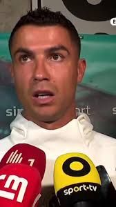 Palmeiras com 1 a menos. Corinthians com 11 a menos.