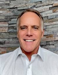 Career Coaches to Follow in 2024