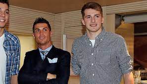 Luka doncic has met up with steve nash to discuss their common passion for football. Nba Luka Doncic Raconte Sa Premiere Rencontre Insolite Avec Cristiano Ronaldo