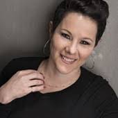 Randi Garrett's Instagram, Twitter & Facebook