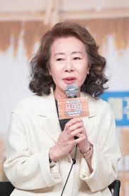 She is a reputable actress that has been around in film and television industry for nearly 50 years. Youn Yuh Jung ìœ¤ì—¬ì • Picture Hancinema The Korean Movie And Drama Database