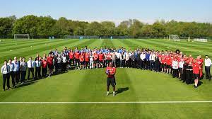 1974) is a drummer an. Sponge Sports On Twitter Reportedly Darren Moore Insisted On Gathering More Than 100 West Brom Staff At The Training Ground To Share In His Prize Https T Co Wp0dxwvydb
