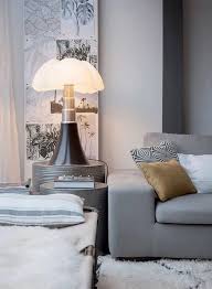lampe pipistrello 20 idees pour bien l utiliser en decoration ctendance fr bout de canape design lampe pipistrello idee luminaire salon