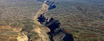 Beyond San Andreas 5 Scariest Fault Lines In The U S San Andreas Fault San Andreas Travel Locations