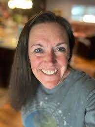 Melissa Mcelveen's Instagram, Twitter & Facebook