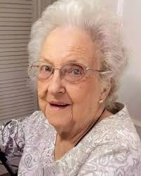 Eugene Saunders's Instagram, Twitter & Facebook