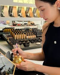 𝑱𝒂𝒄𝒍𝒚𝒏 𝑾𝒐𝒏𝒈