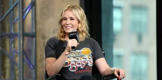 Handler has said she wanted to move away from the jokes she used to make on e!'s chelsea lately about banal celebrity culture, and so on chelsea she makes banal political jokes about politicians. Chelsea Handler Is Willing To Donate A Huge Amount Of Money To Hurricane Victims Because She S As Generous As She Is Funny Hellogiggles