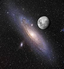 The Incredibly Huge Size Of Andromeda Next To The Moon Astronomy Pictures Andromeda Galaxy Spiral Galaxy
