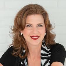 Traci Gregory's Instagram, Twitter & Facebook