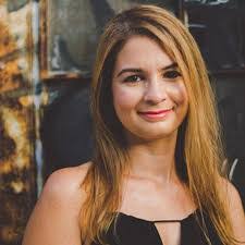 Erin Hammond's Instagram, Twitter & Facebook