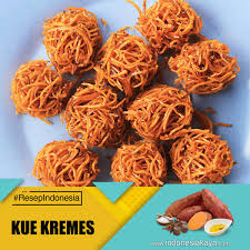 Rebus gula jawa, gula pasir, daun pandan dan air hingga gula larut, angkat dan saring agar kotoran tersaring. Indonesia Kaya A Twitter Terbuat Dari Bahan Dasar Ubi Jalar Dan Gula Merah Inilah Kue Kremes Yang Sering Juga Disebut Kue Grubi Atau Carang Mas Yuk Cek Resepnya Di Fb Indonesiakaya Resepindonesia