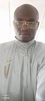 When you put God first, everything will be okay 🙏 I don't know why some  people ignore the worship dance and song that can bring true joy. If you  are not one