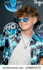 2+ Hundred Mathew Sieverin Birthday Party Royalty-Free Images, Stock Photos  & Pictures