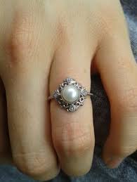 Vintage Pattern The Soft And Stylish Snape Looks Elegant On Any Hand With Images Pearl Wedding Ring Wedding Rings Vintage Bridal Rings