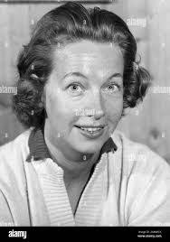 Ruth Brandt's Instagram, Twitter & Facebook