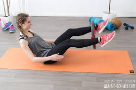 Die beine leicht angewinkelt vom boden heben und die hände gestreckt über den kopf halten. Die Effektivsten Pilates Ring Ubungen Fur Zuhause We Go Wild