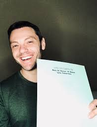 L'album è stato certificato disco di diamante in italia per le oltre 600 000 copie vendute ed è rimasto per oltre 100 settimane consecutive nella classifica. Tiziano Ferro On Twitter I Wrote A Song With Ed Sheeran A Dream Came True Writing A Song With Edsheeran For The Outstanding Andreabocelli Has Reinvigorated My Love For Music Dreams Come