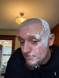 Can you help with removing extreme bond primer from skin?