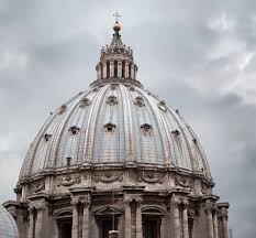 Fue fundada por constantino en 324 y reconstruida en el siglo xvi por los maestros del renacimiento como bramante, miguel angel y bernini. La Basilica De San Pedro Del Vaticano La Camara Del Arte