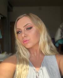 Paige Steiner's Instagram, Twitter & Facebook