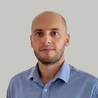 300+ perfiles de «Dabrowski»